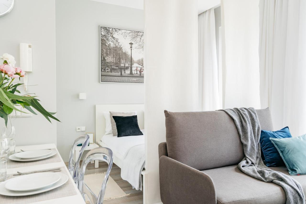 Bright Apartments - Loftaffair คราคูฟ ภายนอก รูปภาพ